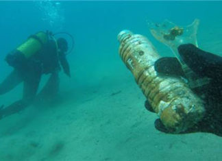 Türkbükü Koyunda Deniz Altından Kilolarca Atık Çıktı
