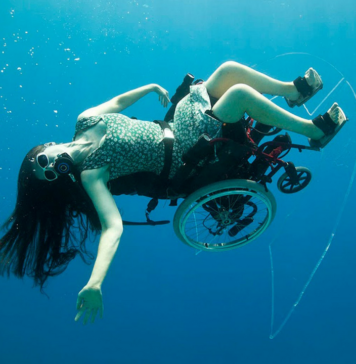 Suyun Altında Engel Yok!