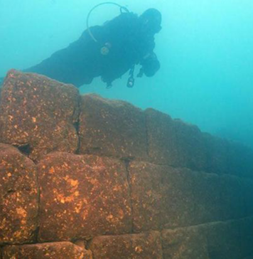 Van Gölü’nde 3000 Yıllık Kale Bulundu